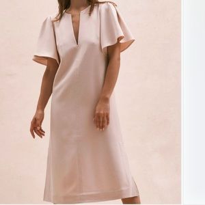 Toccin (NY) Flutter Sleeve Dress